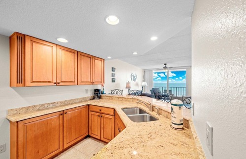 Ponce Inlet Appartement | Oceanfront Condo with Private Balcony at South Point on Traffic Free Beach Unit 506