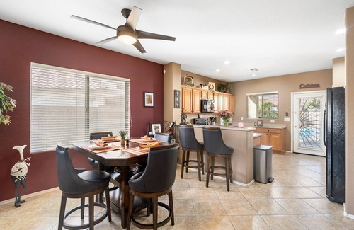 Sheely Farms Maison | Piscine privée Putting Green Simple Story Close To Westgate Centre