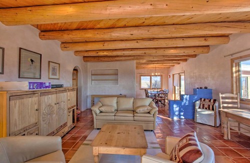 El Prado Maison | Southwest Home with 360-Degree Mtn View, Ski Nearby!