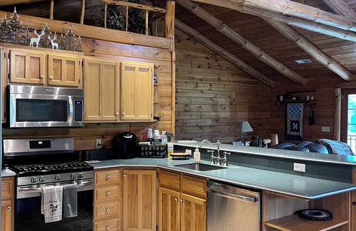Plainwell Cabine | Southwest Michigan log cabin