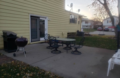 Millard Maison | Southwest Omaha. Interstate I-80 access nearby! Large, clean & safe home.