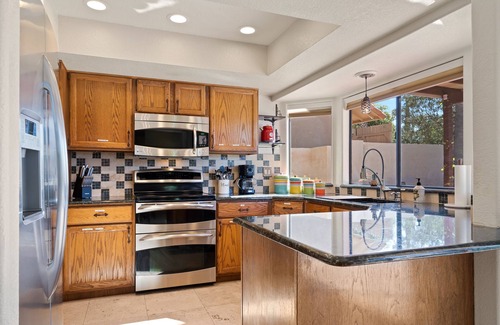 Oro Valley Maison | Southwestern Paradise, Simply Classic