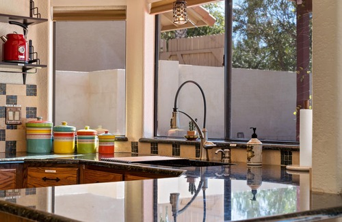 Oro Valley Maison | Southwestern Paradise, Simply Classic