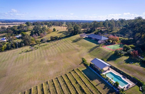 Lovedale Maison | The Ballabourneen Estate - A grand Hunter Valley experience awaits at this beautiful estate