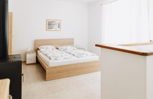 Znojmo Maison | Spálený mlýn v Národním parku Podyjí