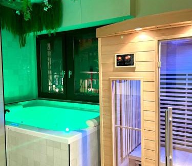 Old Town Appartement | Spa et Sauna Luxueux Hyper centre
