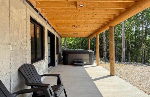 Saint-Philemon Chalet De Ski | Spa Game Room Absolute Comfort - Le Commandant