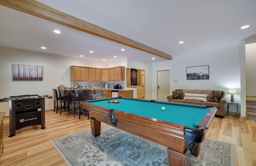 Albrightsville Chalet De Ski | Spa-Like Rustic Retreat In Nature With Glass Barrel Sauna, Hot Tub & Pond!