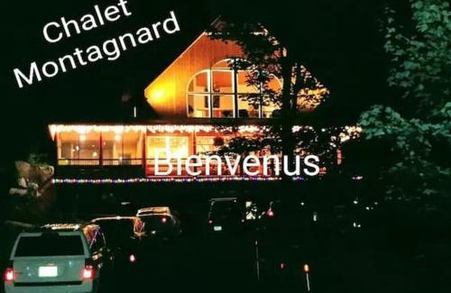 Les Pays-d'en-Haut Regional County Municipality Chalet De Ski | Spa & Outdoor Pool - Montagnard des Pays-d'en-Haut