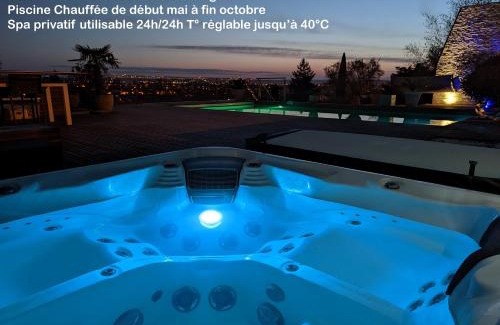 Agen Appartement | Spa Privatif Terrasse sans vis à vis ,Sky House Agen,