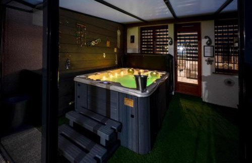 Aucamville Maison | Spa privatif Toulouse Jacuzzi