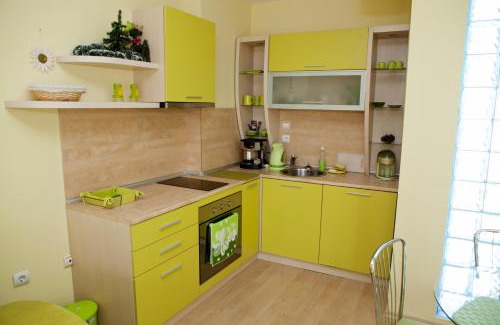 Hisarja Appartement | Spa Villa Crystal