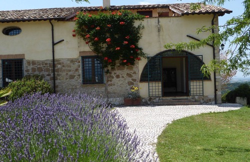 Stimigliano Villa | Villa rurale, spacieuse, luxueuse et calme, vue à 360 º, 13 hectares, peut accue