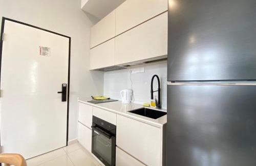 Taman Century Appartement | Space Residency By Antlerzone