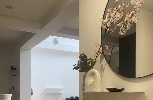 Oststadt Appartement | SPACE ** The NEST **