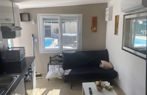 Canaules-et-Argentieres Villa | Spacieuse et luxueuse villa avec grande piscine et spa