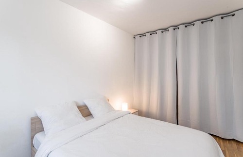 Saint-Andre-les-Vergers Appartement | Spacieux appartement - 6 personnes - Parking gratuit