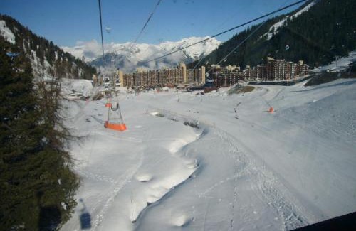 Macot-la-Plagne Appartement | Spacieux appart rénové, 3 pièces + cabine, proche pistes, 8 pers, animaux admis - FR-1-181-1913