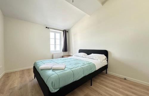 Riom Appartement | Spacieux Appartement 8 Couchages en Centre de Riom N9