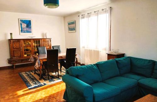 Condom Appartement | Spacieux appartement proche centre et piscine