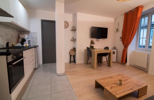 Alpes-Romans Appartement | Spacieux et douillet T2 au centre