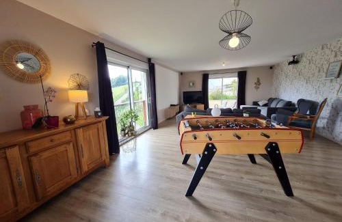 Favieres Maison | Spacieux gîte contemporain avec terrasse panoramique et piscine chauffée - FR-1-584-373
