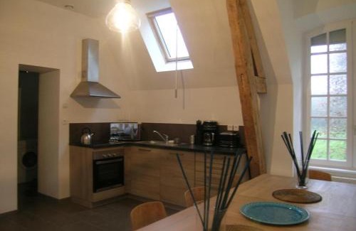 Trevol Maison | Spacieux gîte près d'un château avec parc, 4 chambres, 2 sdb, Wifi, et animaux acceptés. - FR-1-489-215