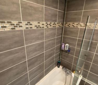 Haluchere - Perray Appartement | Spacieux & Lumineux - centre Amiens avec Parking