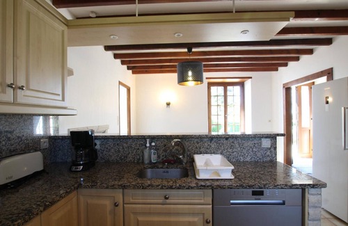 Saint-Brice-de-Landelles Cottage | Maison conviviale avec spa, sauna, baby-foot et grand jardin près du Mont Saint-Michel
