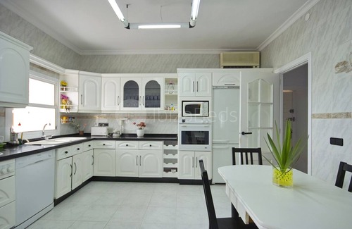 Sant Antoni de Portmany Villa | Spacieuse villa, plage et ville voisine, Wifi, Aircon, Grande piscine