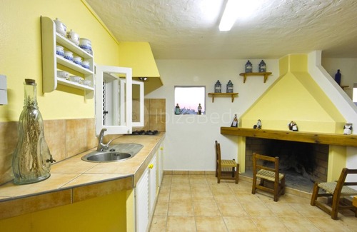 Sant Antoni de Portmany Villa | Spacieuse villa, plage et ville voisine, Wifi, Aircon, Grande piscine