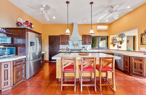 San Francisco Villa | Location de trois maisons - Vues spectaculaires sur l'océan et la plage de la maison principale