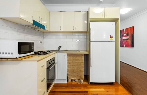 Redfern Appartement | Spacious 1-Bed with Pool & Gym 5 Minutes from CBD