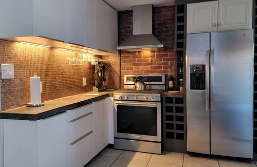 Friendship Appartement | Spacious 1-Bedroom Apartment In Pittsburgh (B1)