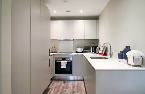 Welwyn Garden City Appartement | Spacious 1 BedroomWelwyn Town Centre - Free Wifi