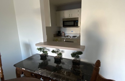 Fairfield Bay Maison | Spacious 1117 sq ft 2BR townhouse in center of marvelous Fairfield Bay.