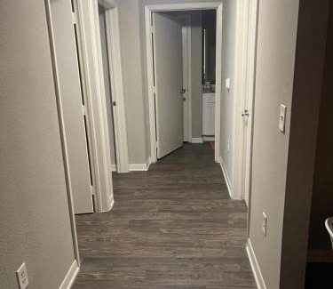 Legacy Park Appartement | Spacious 1400sf 3bed 2bath Apartment
