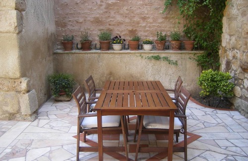 Quarante Maison | Spacieuse maison de campagne du XVIIIe + jardin avec piscine et salle de jeux