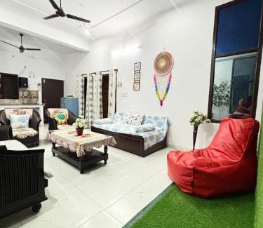 Haldwani Appartement | Spacious 1bhk Non Ac - By Tulsi Homestay