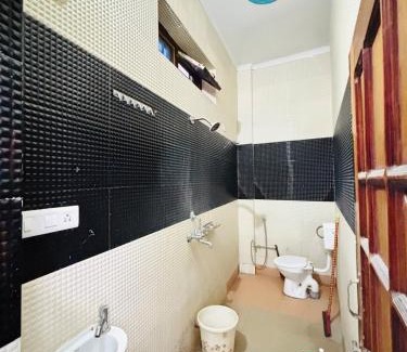 Haldwani Appartement | Spacious 1bhk Non Ac - By Tulsi Homestay