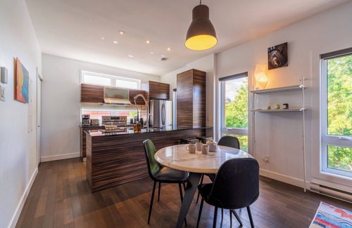 Latin Quarter Appartement | Spacious 1BR Condo, work&play in Montréal