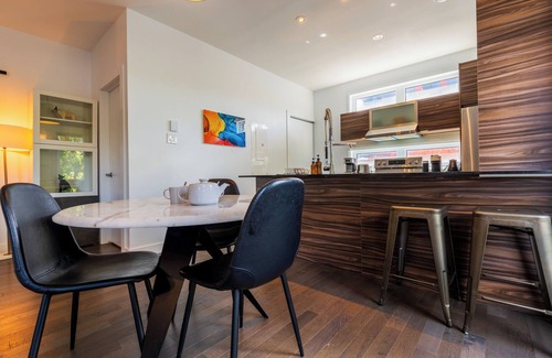 Latin Quarter Appartement | Spacious 1BR Condo, work&play in Montréal