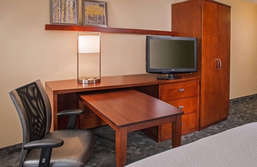 University Place Hôtel | Spacious 1BR Unit Near Pavilion | Pet-Friendly, Pool, Fitness Center
