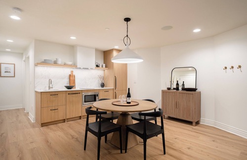 Shaughnessy Maison | Spacious 2-BDRM near Sunsets, Beach + City Life