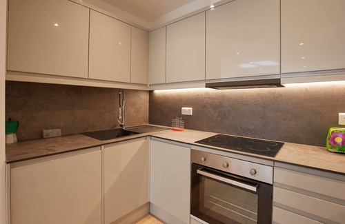 Primrose Hill Appartement | Spacious 2-Bed Views over Primrose Hill with own Private Patio