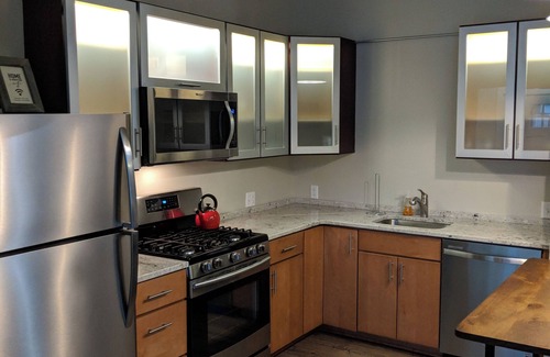 Ellicottville Appartement | Spacious 2-bedroom, 2-bathroom Industrial Style Loft Apartment. Village locale!