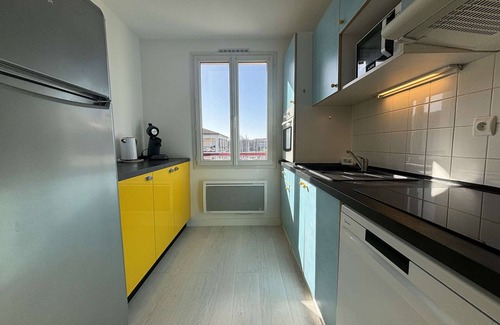 Rochefort Appartement | Spacieux appartement 2 chambres avec parking à Rochefort