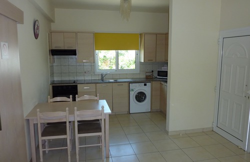 Protaras Appartement | Appartement de 2 chambres spacieuses avec vue sur mer et entièrement climatisé