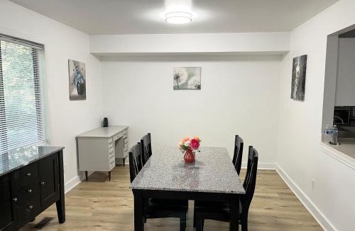 Chapel Hill Maison | Spacious 2 bedroom house close to UNC