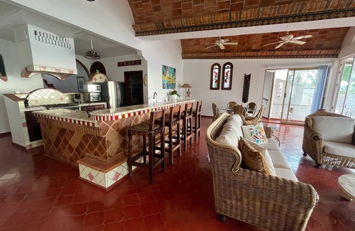 Puerto Vallarta Appartement | Spacious 2 bedroom oceanfront apartment
